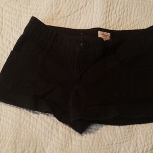 Mossimo low rise  shorts size 7